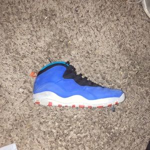 Size 11 Jordan 10s semi good condition willing to adjust price